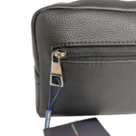 ⁦شنطة يد Tommy Hilfiger الفاخرة⁩ - الصورة ⁦5⁩