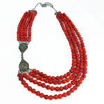 ⁦عقد "أورورا" القرمزي⁩ - الصورة ⁦2⁩